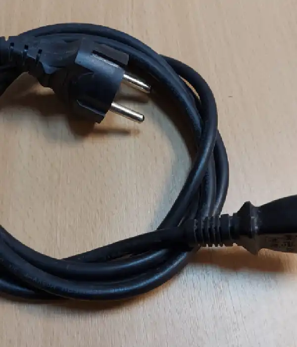 Кабель живлення 1,8м