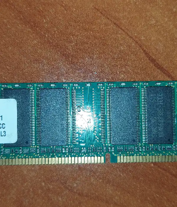 2 планки по 256мб Samsung PC3200U CN0511