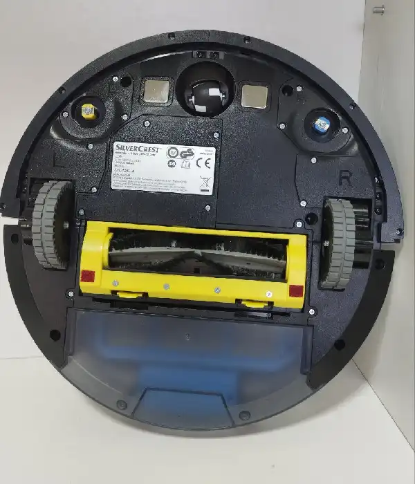 Б/в  Робот-пилосос SilverCrest Automatic Vacuum Cl