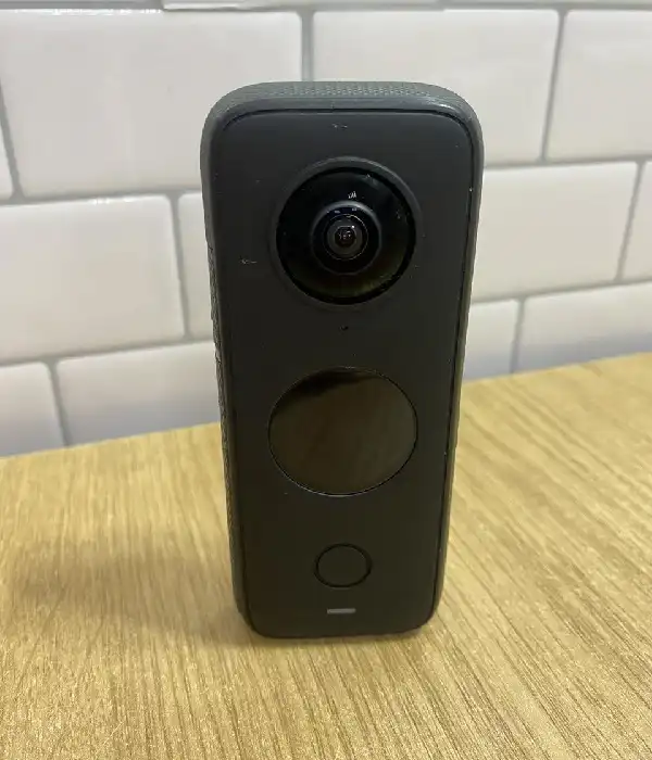 Б/В Екшн-камера Insta360 One X2